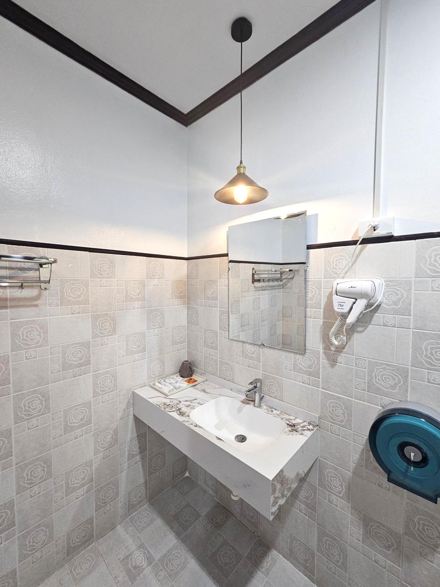 Win Hotel Vang Vieng Exterior foto